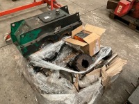PALLET LOT TO INC. BEARINGS, COGS, GEARS, GEAR CUTTER & GEAR MOTOR FLOW DIVIDER