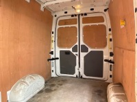 VOLKSWAGEN CRAFTER CR35 TRENDLINE MWB 2.0 TDI 140PS HIGH ROOF VAN&nbsp; - 11