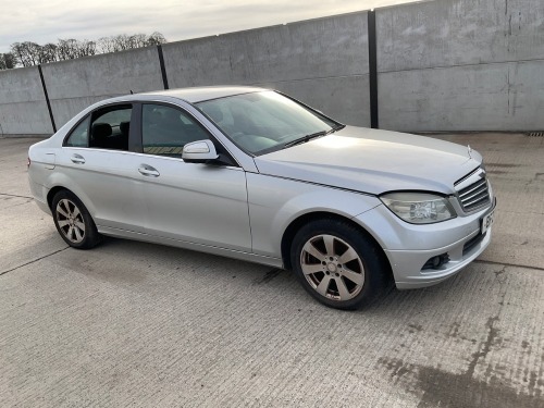 MERCEDES-BENZ C-CLASS C200 2.1 CDI SE AUTOMATIC