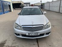 MERCEDES-BENZ C-CLASS C200 2.1 CDI SE AUTOMATIC - 3