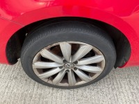 VOLKSWAGEN PASSAT BLUE MOTION TECH HIGHLINE 2.0 TDI ESTATE - 14