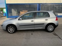 VOLKSWAGEN GOLF S 1.9 TDI 5DR HATCHBACK - 5