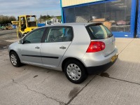 VOLKSWAGEN GOLF S 1.9 TDI 5DR HATCHBACK - 10