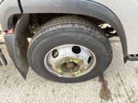 ISUZU EURO 5 7.5 TON CREW CAB BEAVERTAIL PLANT LORRY - 2