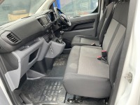 VAUXHALL VIVARO 2700 DYNAMIC L1 H1 1.5D 100PS - 9