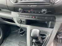 VAUXHALL VIVARO 2700 DYNAMIC L1 H1 1.5D 100PS - 23