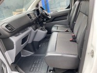 VAUXHALL VIVARO 2700 DYNAMIC L1 H1 1.5D 120PS - 9