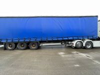 SCHMITZ 45ft 39 TON TRI AXLE CURTAINSIDER ON AIR - 18