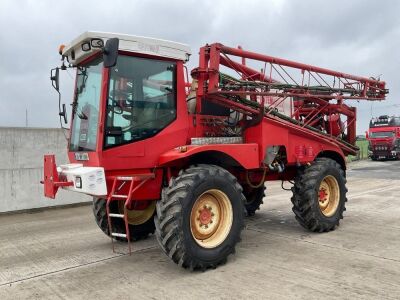 BATEMAN RB25 4WD SELF PROPELLED 25m BOOM SPRAYER&nbsp;