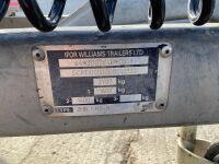 APPROX. 9ft x 4.6ft IFOR WILLIAMS 2700KGS TWIN AXLE BEAVERTAIL PLANT TRAILER - 17