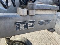 APPROX. 9ft x 4.6ft IFOR WILLIAMS 2700KGS TWIN AXLE BEAVERTAIL PLANT TRAILER - 18