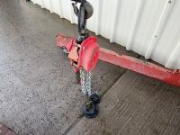 CLARKE STRONG-ARM MOBILE HYDRAULIC ENGINE CRANE - 2