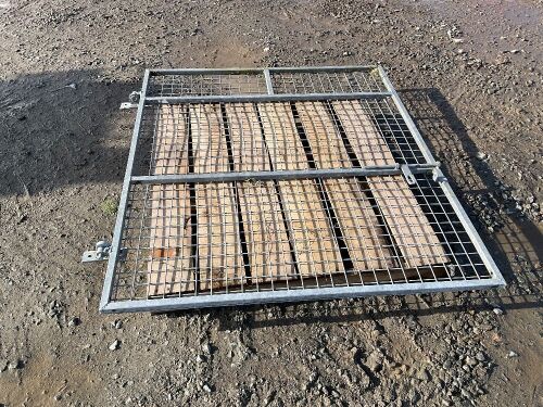 APPROX. 1320mm x 1530mm GALVANISED GATE