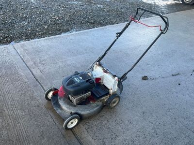 PETROL WALK BEHNIND LAWNMOWER