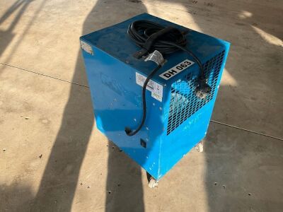 CR70 240V DEHUMIDIFIER