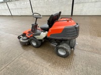 HUSQVARNA R422Ts AWD ARTICULATED RIDE ON PETROL MOWER - 3