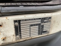 DAF LF220 EURO 6 4X2 18 TON CURTAINSIDER - 12