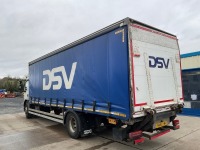 DAF LF220 EURO 6 4X2 18 TON CURTAINSIDER - 16