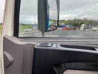 DAF LF220 EURO 6 4X2 18 TON CURTAINSIDER - 33