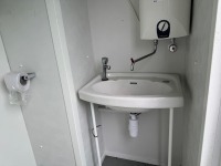 APPROX. 24ft x 9ft ANTI VANDAL WELFARE UNIT - 18