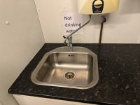 APPROX. 24ft x 9ft ANTI VANDAL WELFARE UNIT - 18