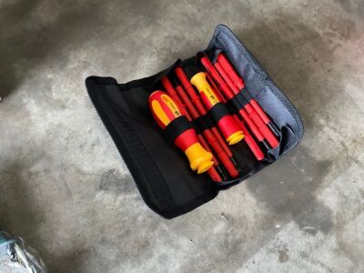 UNUSED 10PC INSULATED SCREWDRIVER SET