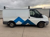 FORD TRANSIT 300 SWB FWD 2.2 TDCI 125PS LOW ROOF VAN - 30