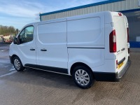 RENAULT TRAFIC SL28 BUSINESS+ ENERGY SWB 2.0 DCI 120PS - 11