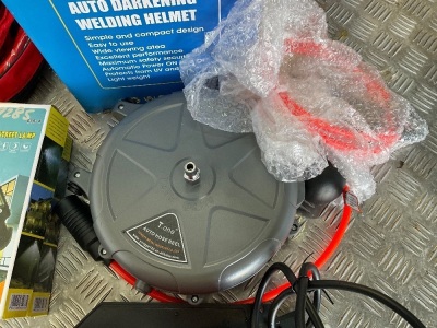 UNUSED 33ft AIR HOSE REEL