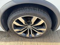 VOLKSWAGEN TIGUAN R-LINE 2.0 TDI 150PS 4MOTION AUTOMATIC - 2