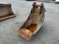 APPROX. 2ft JCB TOOTHLESS DIGGING BUCKET TO SUIT 13 TON MACHINE - 4