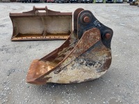 APPROX. 2ft JCB TOOTHLESS DIGGING BUCKET TO SUIT 13 TON MACHINE - 6