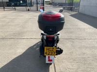 YAMAHA MWS125-A TRICITY 125 PETROL 3 WHEELED URBAN SCOOTER - 4