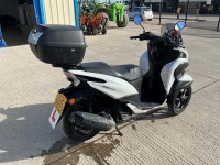 YAMAHA MWS125-A TRICITY 125 PETROL 3 WHEELED URBAN SCOOTER - 5