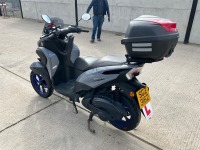 YAMAHA MWS125-A TRICITY 125 PETROL 3 WHEELED URBAN SCOOTER - 3