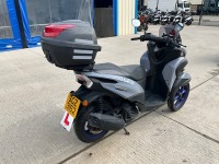 YAMAHA MWS125-A TRICITY 125 PETROL 3 WHEELED URBAN SCOOTER - 5