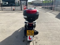YAMAHA MWS125-A TRICITY 125 PETROL 3 WHEELED URBAN SCOOTER - 4