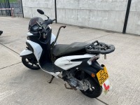 YAMAHA MWS125-A TRICITY 125 PETROL 3 WHEELED URBAN SCOOTER - 3
