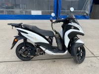 YAMAHA MWS125-A TRICITY 125 PETROL 3 WHEELED URBAN SCOOTER - 6