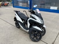 YAMAHA MWS125-A TRICITY 125 PETROL 3 WHEELED URBAN SCOOTER - 7