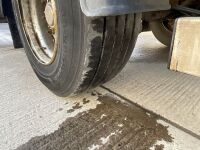 APPROX. 26ft DON-BUR SINGLE AXLE BOX TRAILER ON AIR - 14