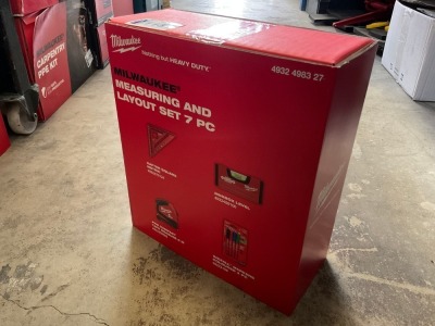 UNUSED MILWAUKEE 7 PIECE MEASURING & LAYOUT SET