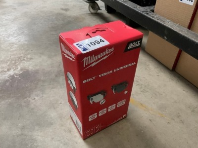 UNUSED MILWAUKEE BOLT VISOR UNIVERSAL