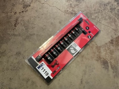 UNUSED MILWAUKEE 9 PIECE 3/8 IMPACT SOCKET SET