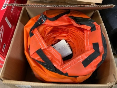 UNUSED FUME EXTRACTOR FLEXI DUCTING