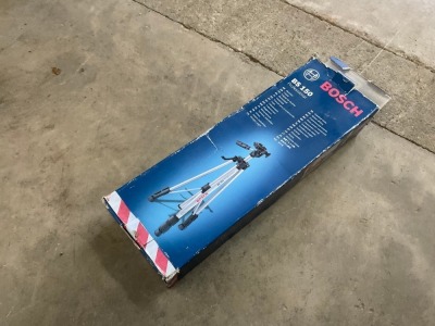 UNUSED BOSCH BS150 TRIPOD STAND