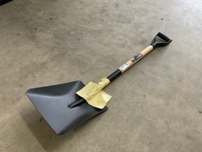 UNUSED SEALEY SQUARE MOUTH NAVVY SHOVEL