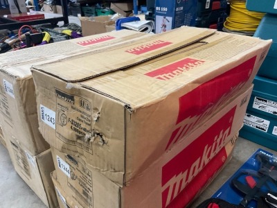 APPROX. 4000No. UNUSED MAKITA 45mm COLLATED WOOD SCREWS