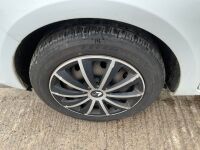 RENAULT CLIO SPECIAL EDITION PZAZ 1.2 16V 3DR HATCHBACK - 7