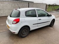 RENAULT CLIO SPECIAL EDITION PZAZ 1.2 16V 3DR HATCHBACK - 12